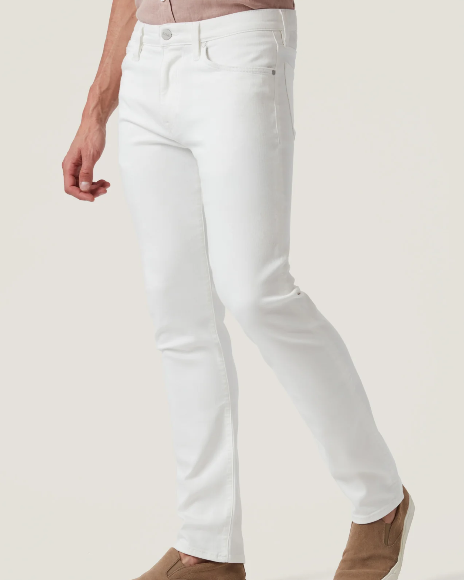 34 Heritage - Courage - White Urban