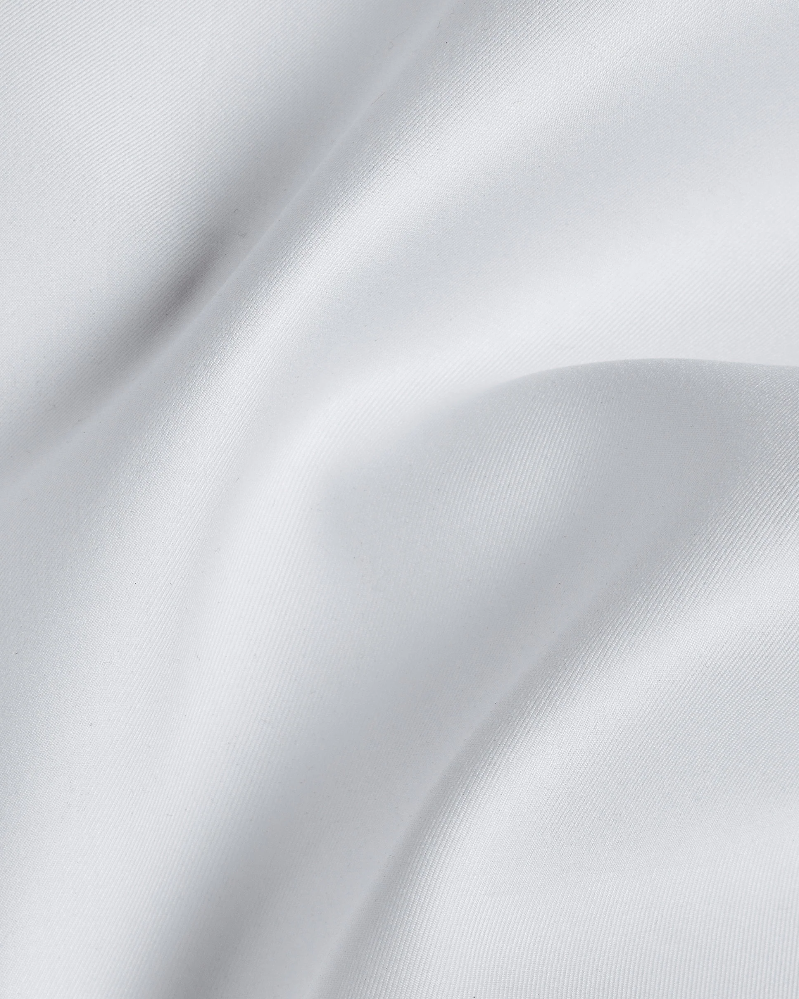 David Donahue- Dress Shirt- Super Fine Twill- Sky Buttons- Trim Fit